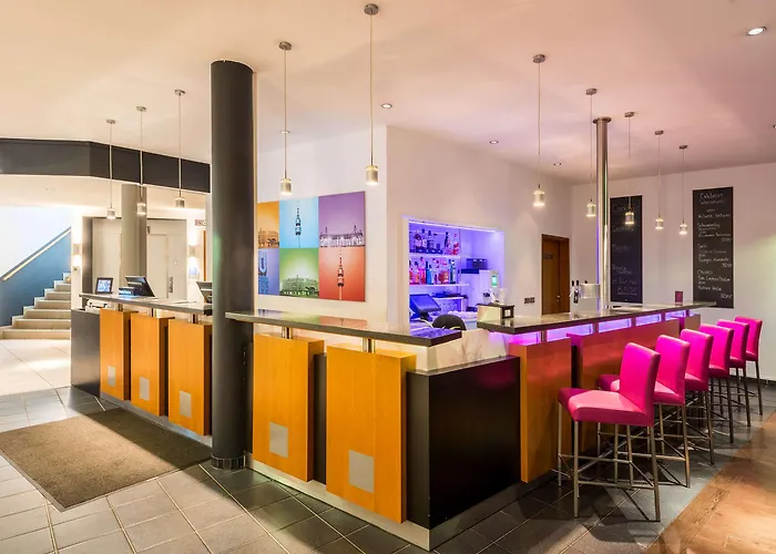 Courtyard By Marriott