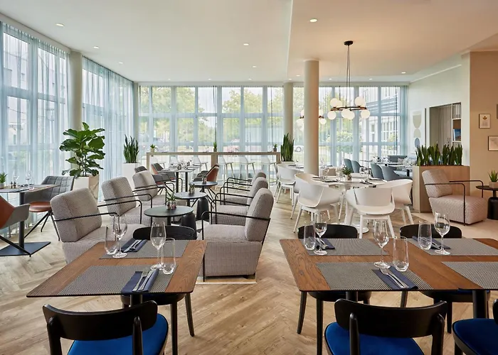 Courtyard By Marriott 4*