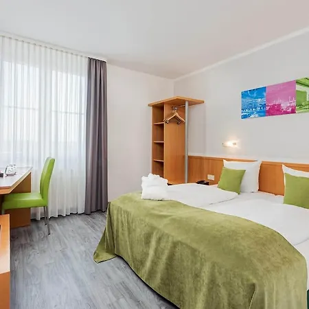 Courtyard By Marriott 4*