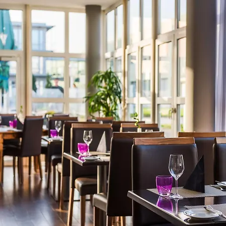 Courtyard By Marriott 호텔