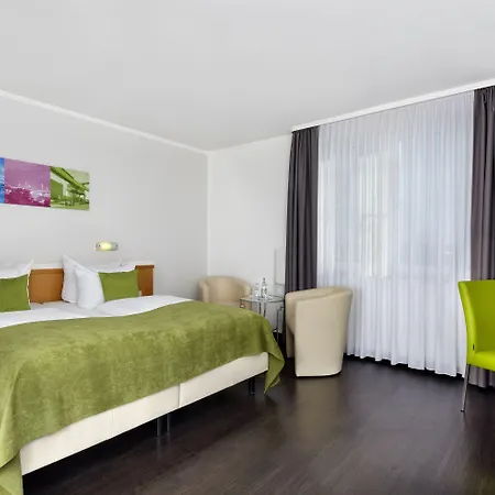 Courtyard By Marriott Hotel