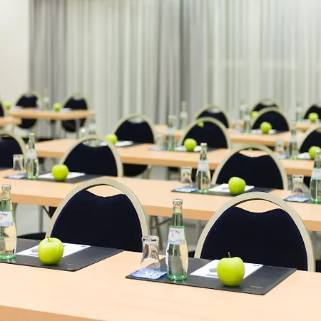 Courtyard By Marriott 호텔