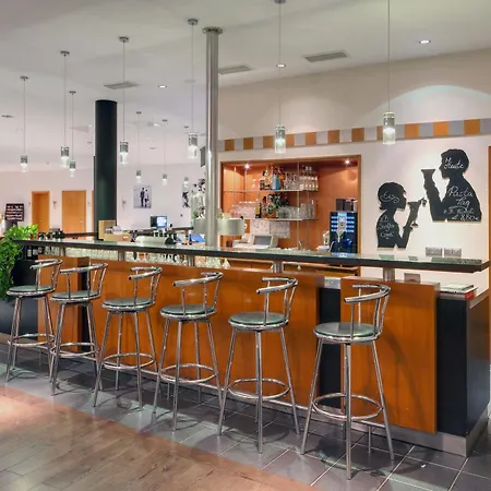 Courtyard By Marriott Отель Дортмунд