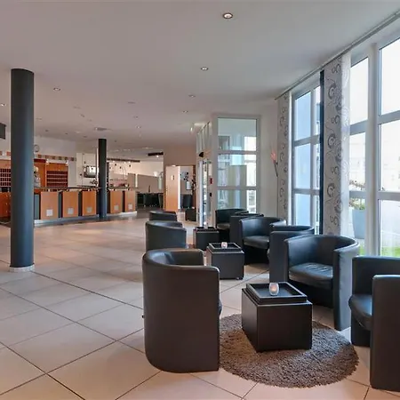 Courtyard By Marriott 호텔