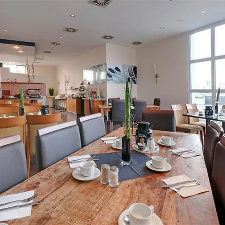 Отель Courtyard By Marriott Дортмунд