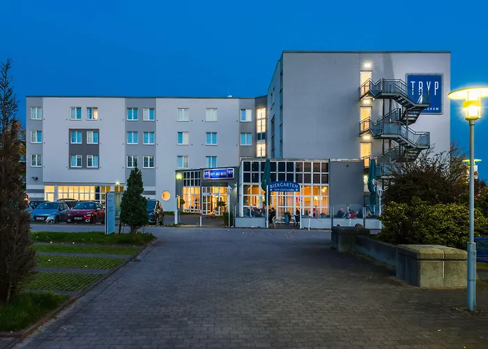 Courtyard By Marriott 4*