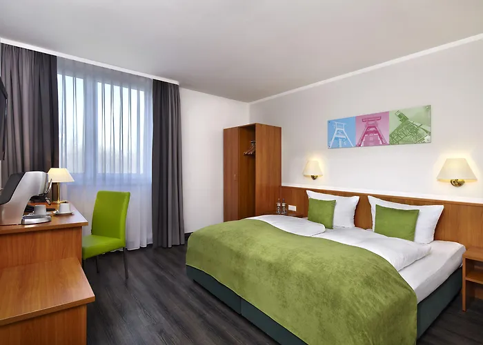 Courtyard By Marriott Hotel 4*