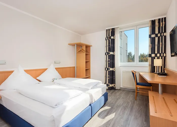 Courtyard By Marriott Hotel 4*