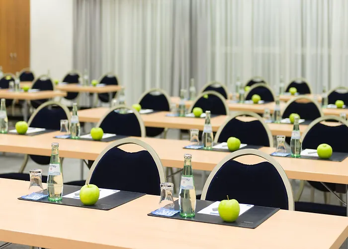 Courtyard By Marriott Hotel