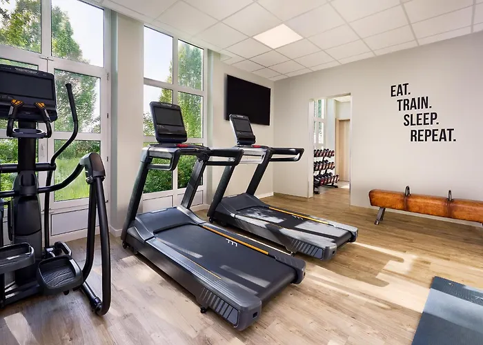 Hotel Courtyard By Marriott 4*