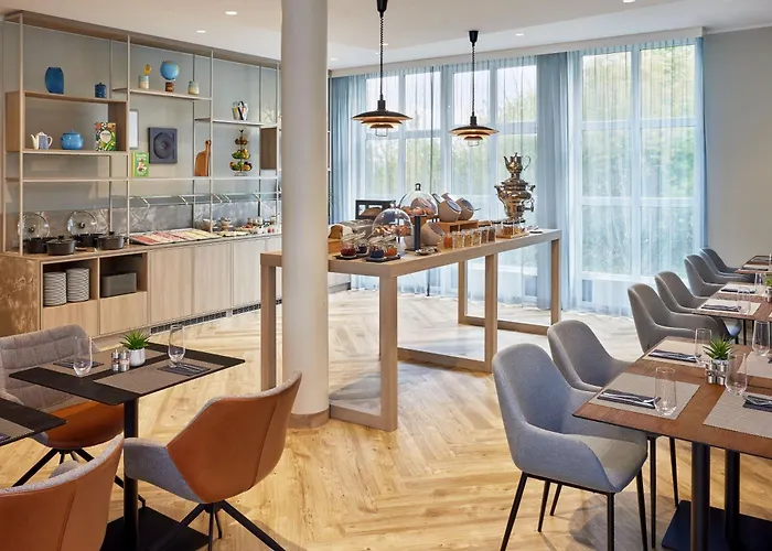 Courtyard By Marriott