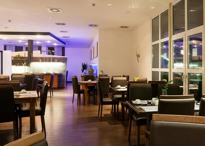 Courtyard By Marriott Hotel 4*