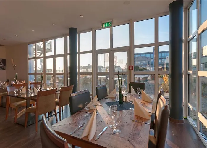 Courtyard By Marriott Hotel